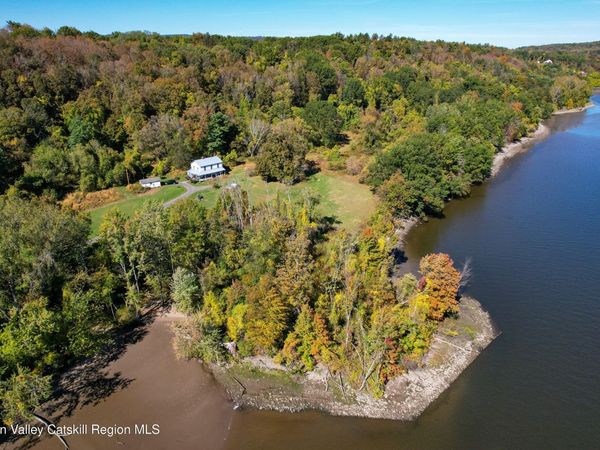 219-237 Swezey Road, Coxsackie, NY 12051