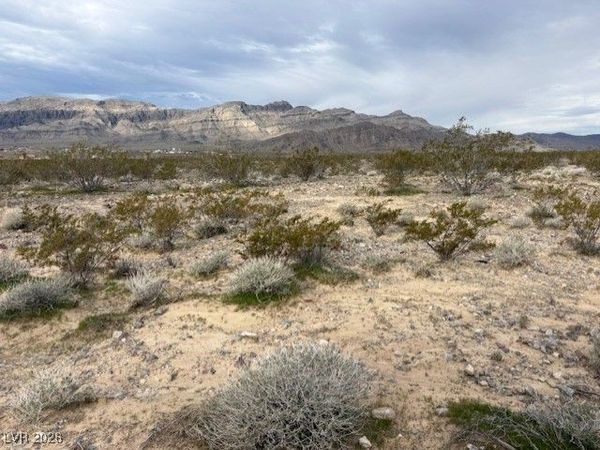 6850 N Blagg Road, Pahrump, NV 89060
