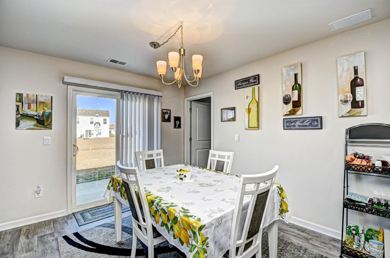 903 Freestyle Ct. Photo 13