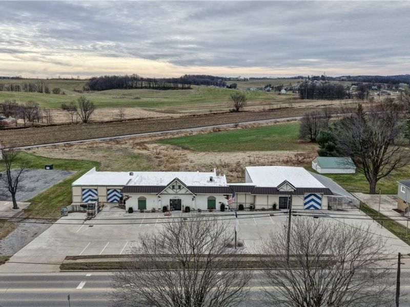 504 Dover Road NE, Sugarcreek, OH 44681 Photo 2