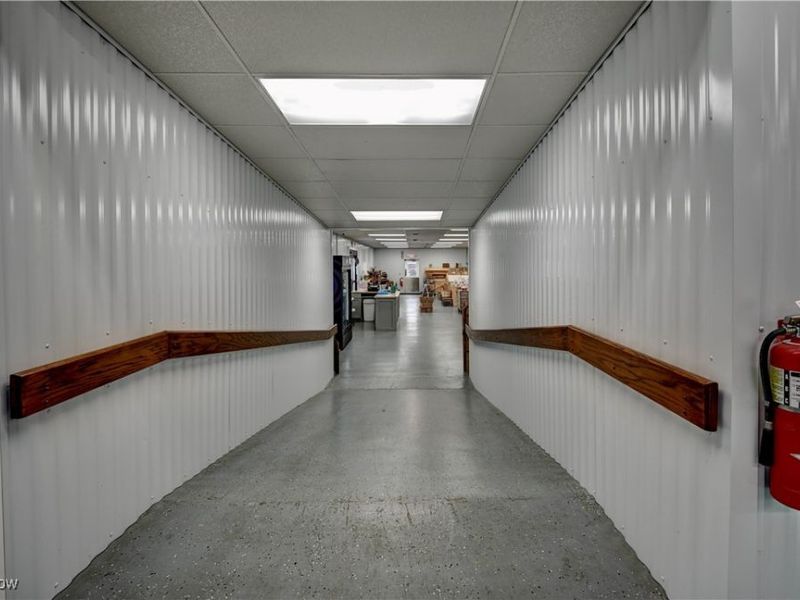 504 Dover Road NE, Sugarcreek, OH 44681 Photo 22