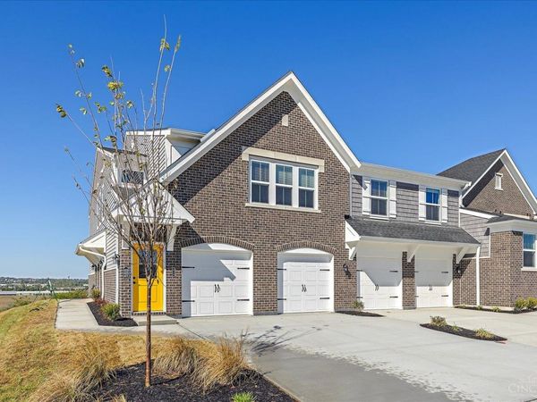 451 Chambers Bay Place, Unit 13104, Turtle Creek Twp, OH 45036