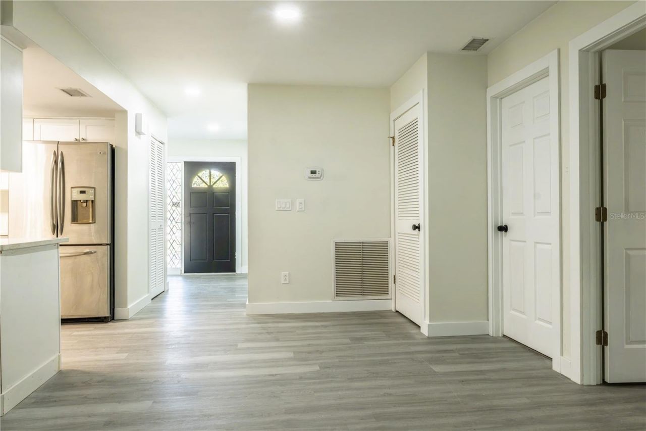 9209 Kingsridge Drive, Temple Terrace, FL 33637 Photo