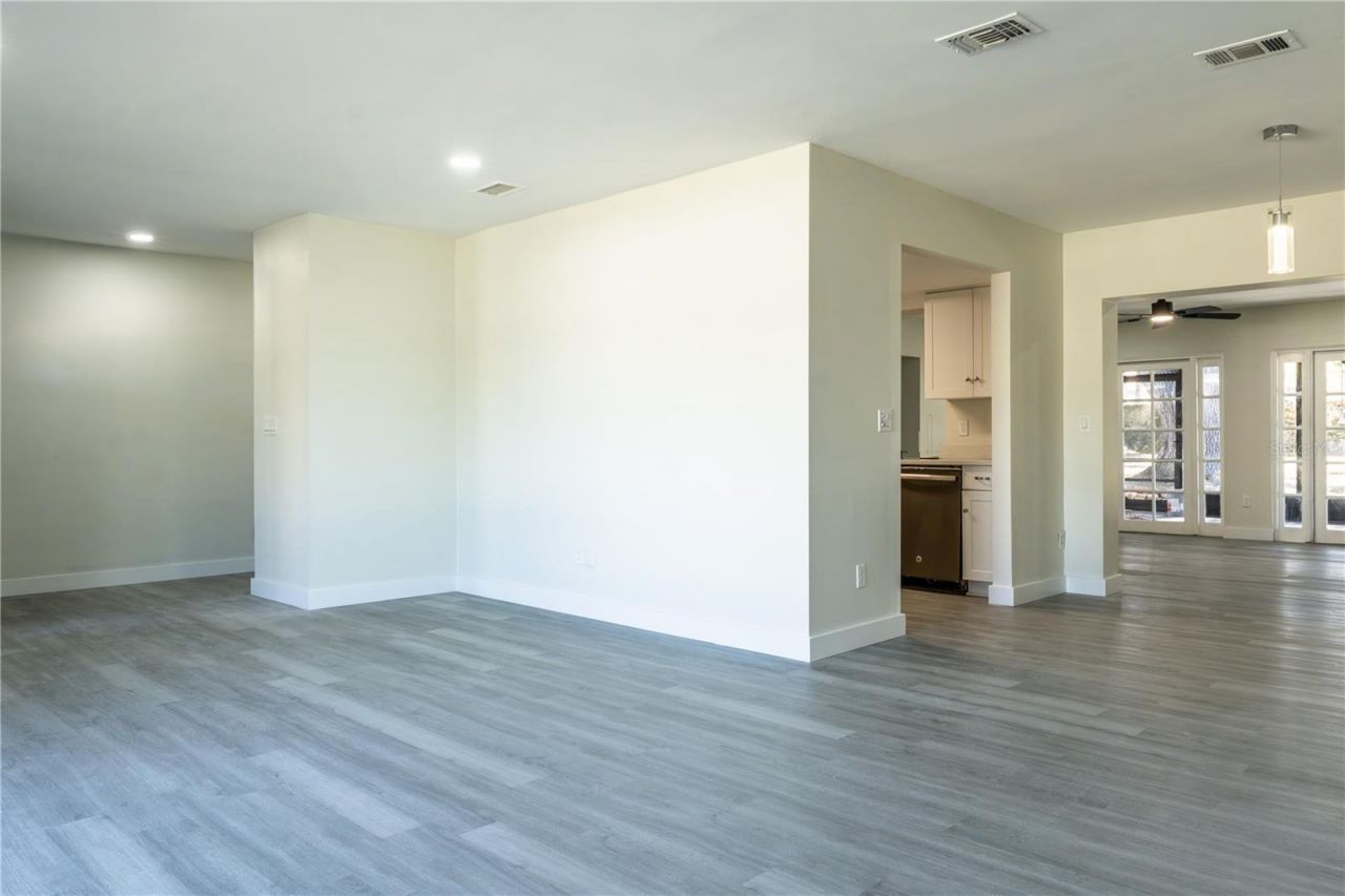 9209 Kingsridge Drive, Temple Terrace, FL 33637 Photo