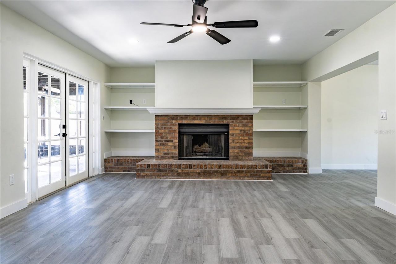 9209 Kingsridge Drive, Temple Terrace, FL 33637 Photo