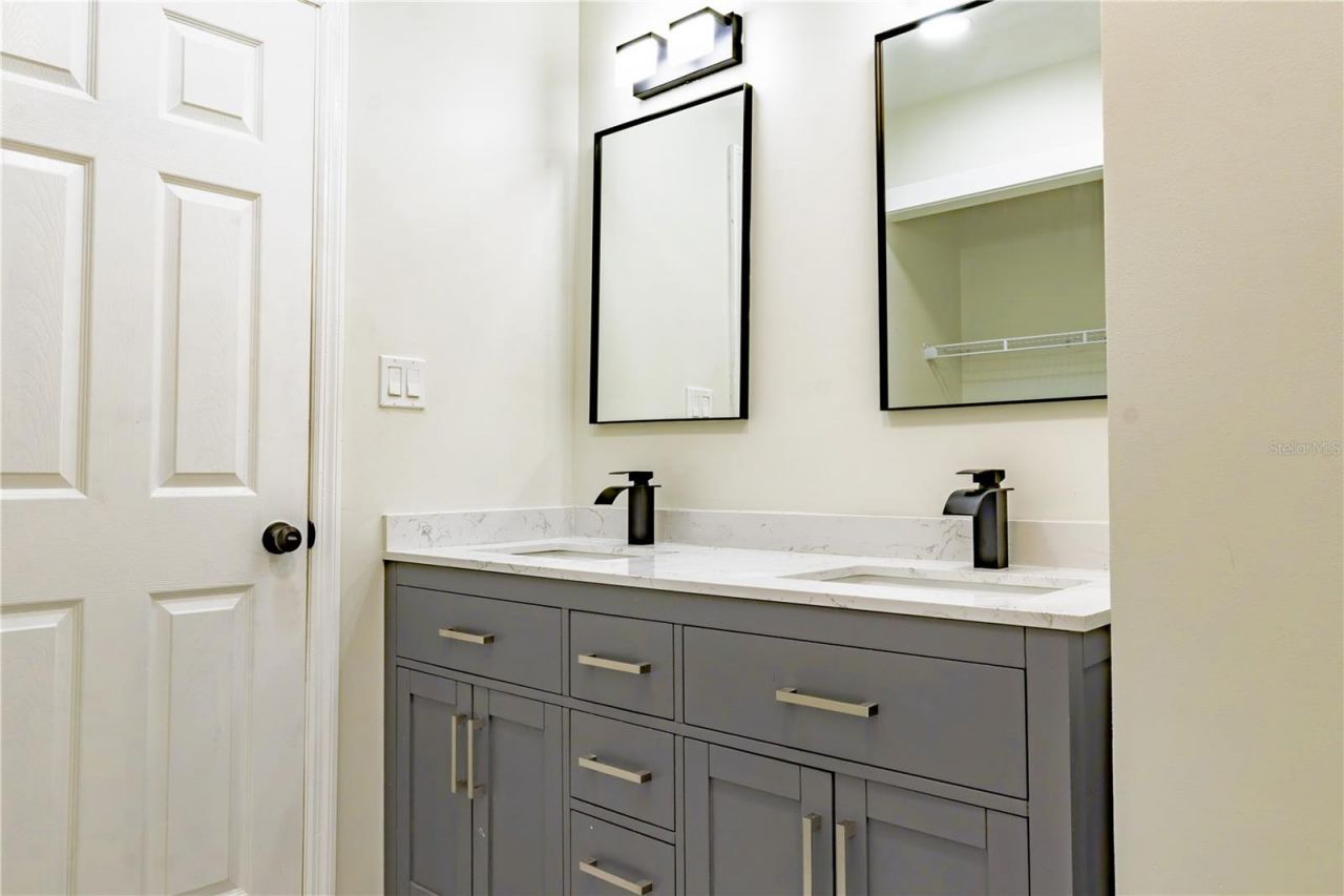 9209 Kingsridge Drive, Temple Terrace, FL 33637 Photo