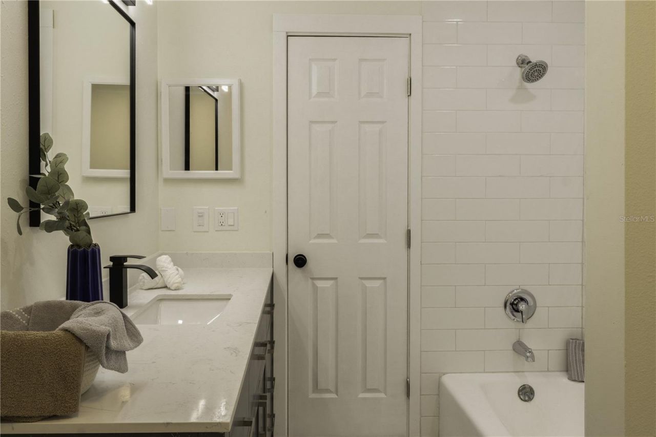 9209 Kingsridge Drive, Temple Terrace, FL 33637 Photo