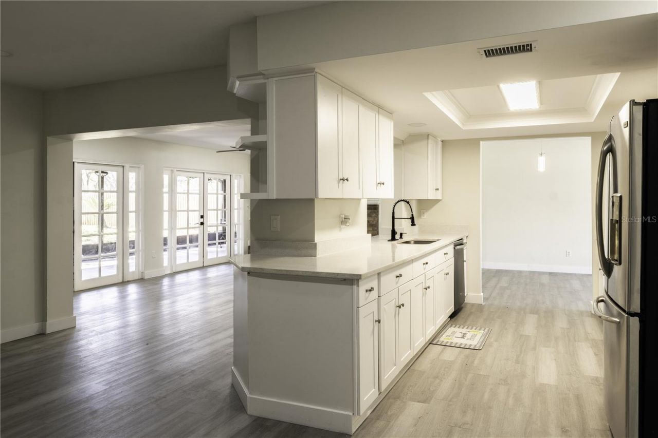 9209 Kingsridge Drive, Temple Terrace, FL 33637 Photo