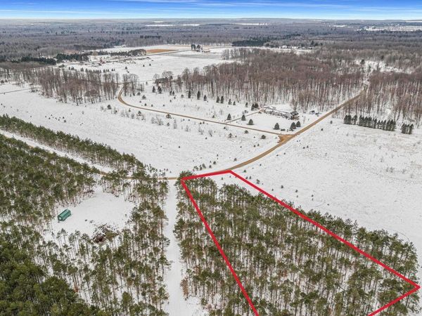 331 Kleehammer Club Drive, Kalkaska, MI 49646