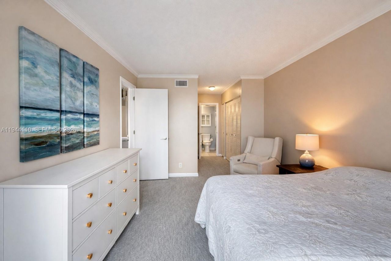 4013 N Ocean Dr, Unit 108, Lauderdale by the Sea, FL 33308 Photo