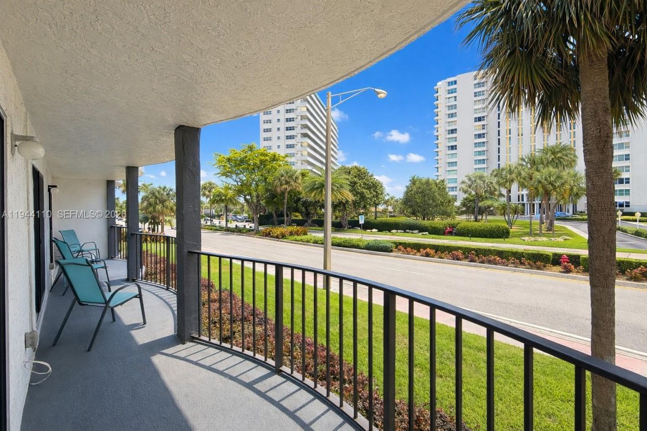 4013 N Ocean Dr, Unit 108, Lauderdale by the Sea, FL 33308 Photo