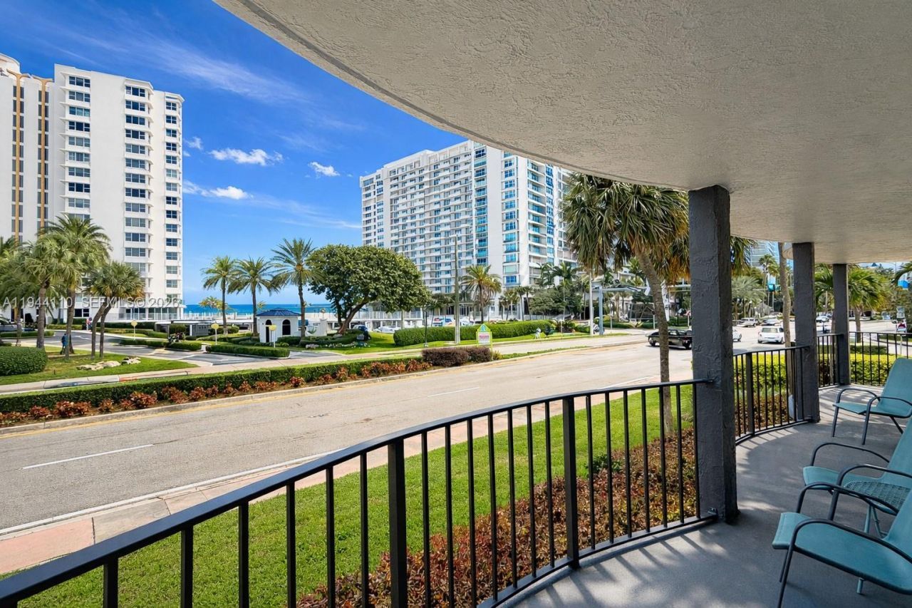 4013 N Ocean Dr, Unit 108, Lauderdale by the Sea, FL 33308 Photo