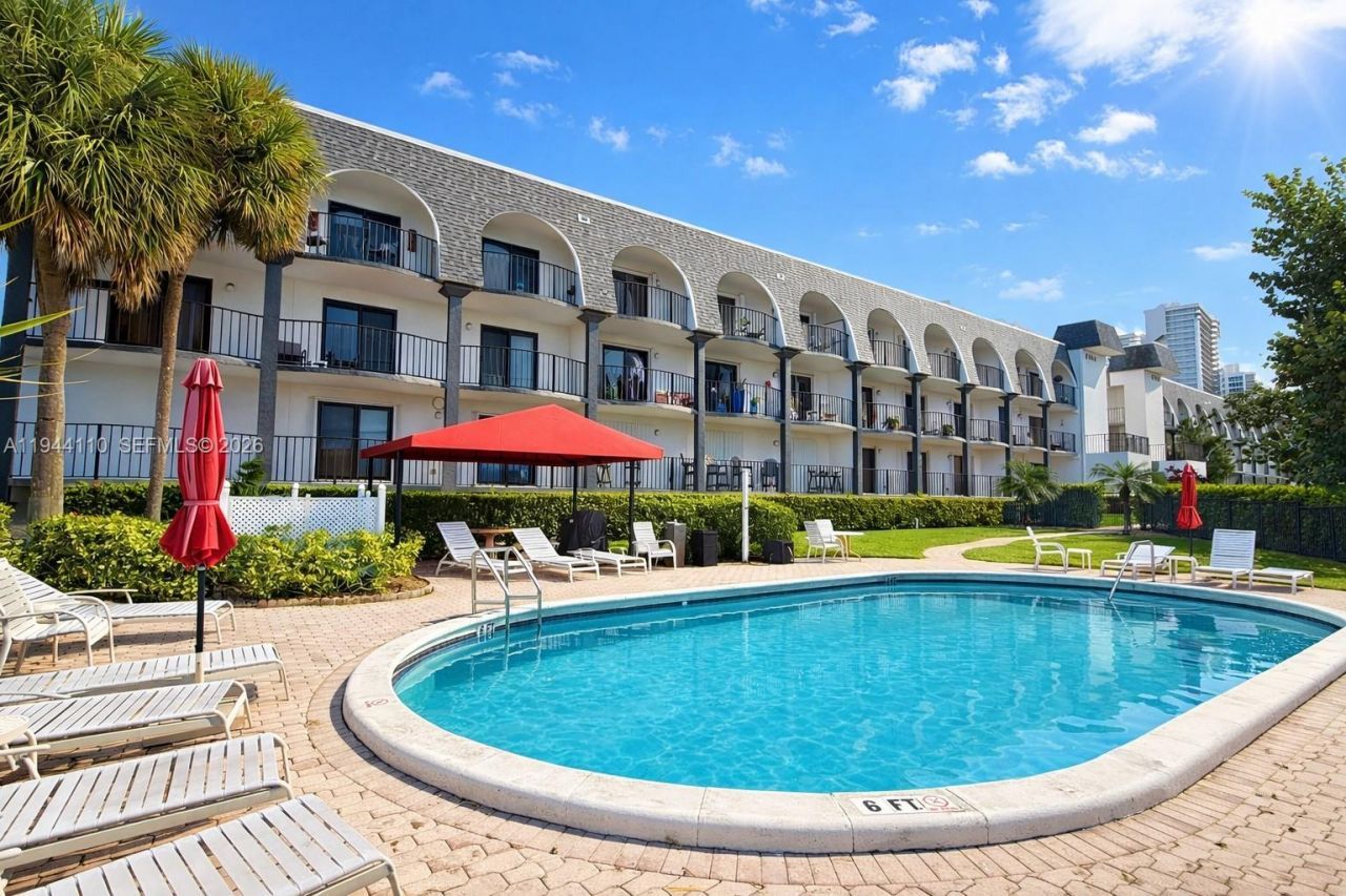 4013 N Ocean Dr, Unit 108, Lauderdale by the Sea, FL 33308 Photo