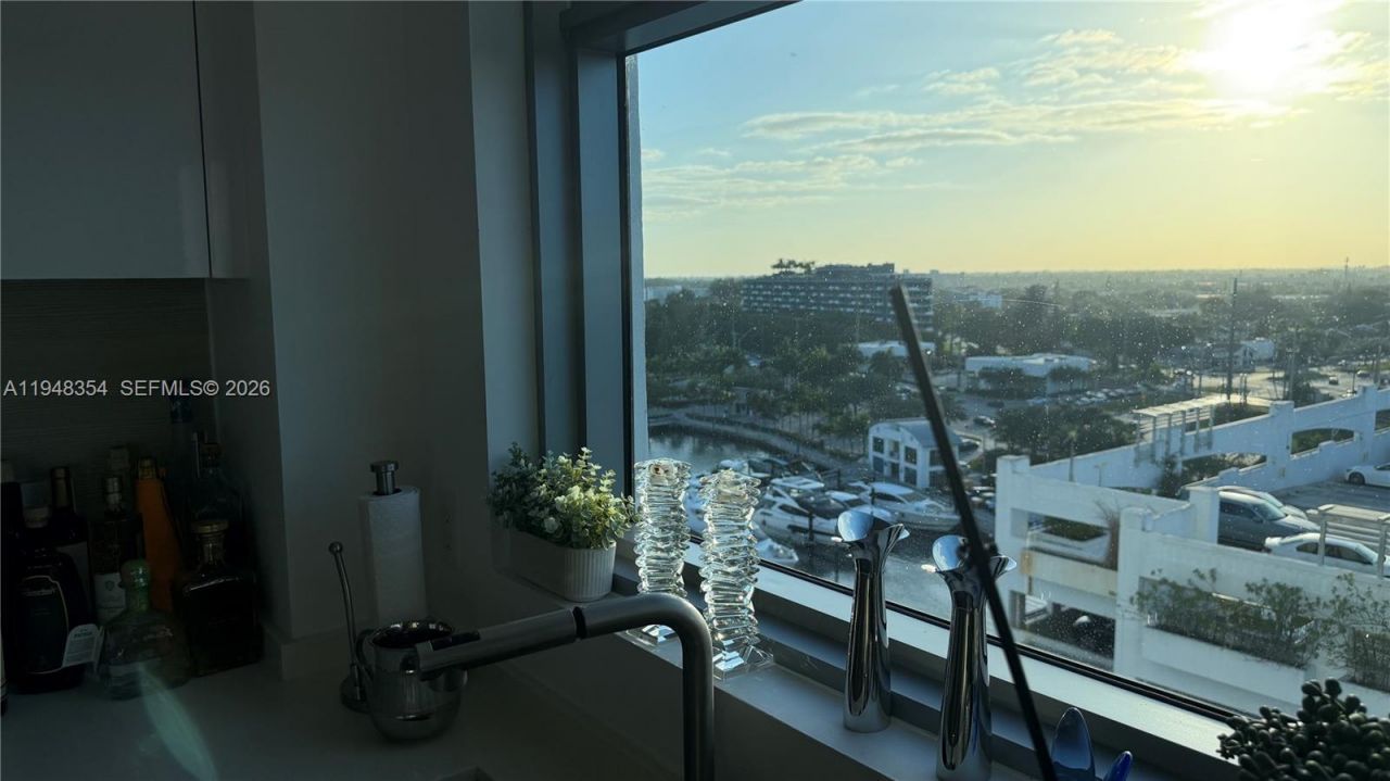 17301 Biscayne Blvd, Unit 1002, North Miami Beach, FL 33160 Photo