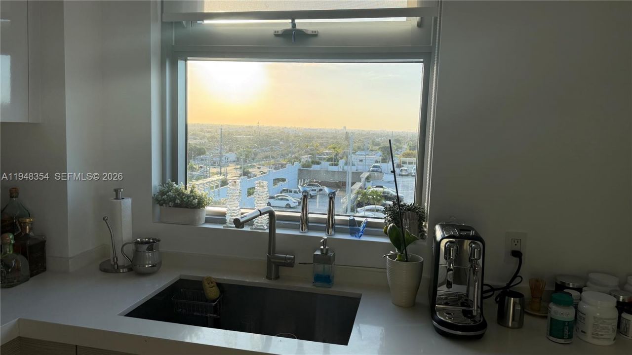 17301 Biscayne Blvd, Unit 1002, North Miami Beach, FL 33160 Photo