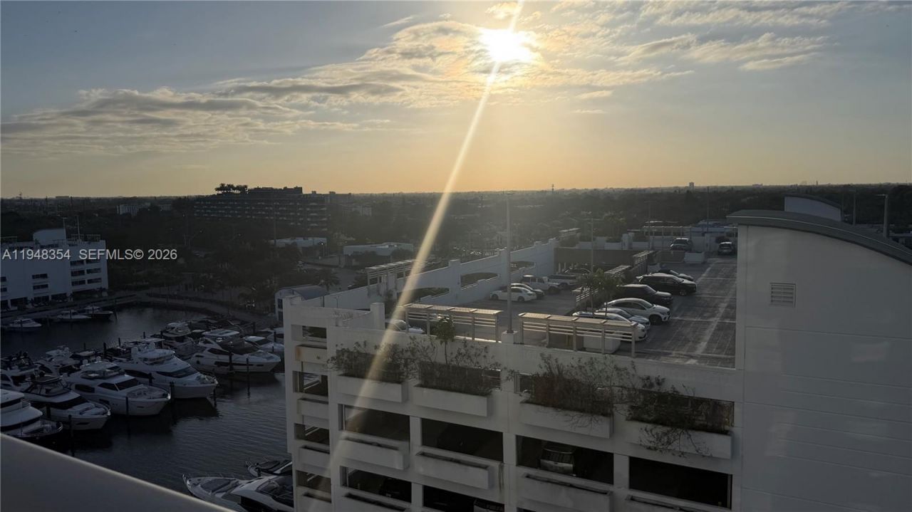 17301 Biscayne Blvd, Unit 1002, North Miami Beach, FL 33160 Photo