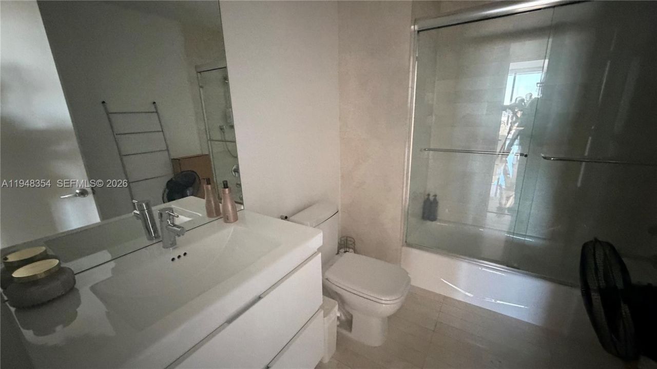 17301 Biscayne Blvd, Unit 1002, North Miami Beach, FL 33160 Photo
