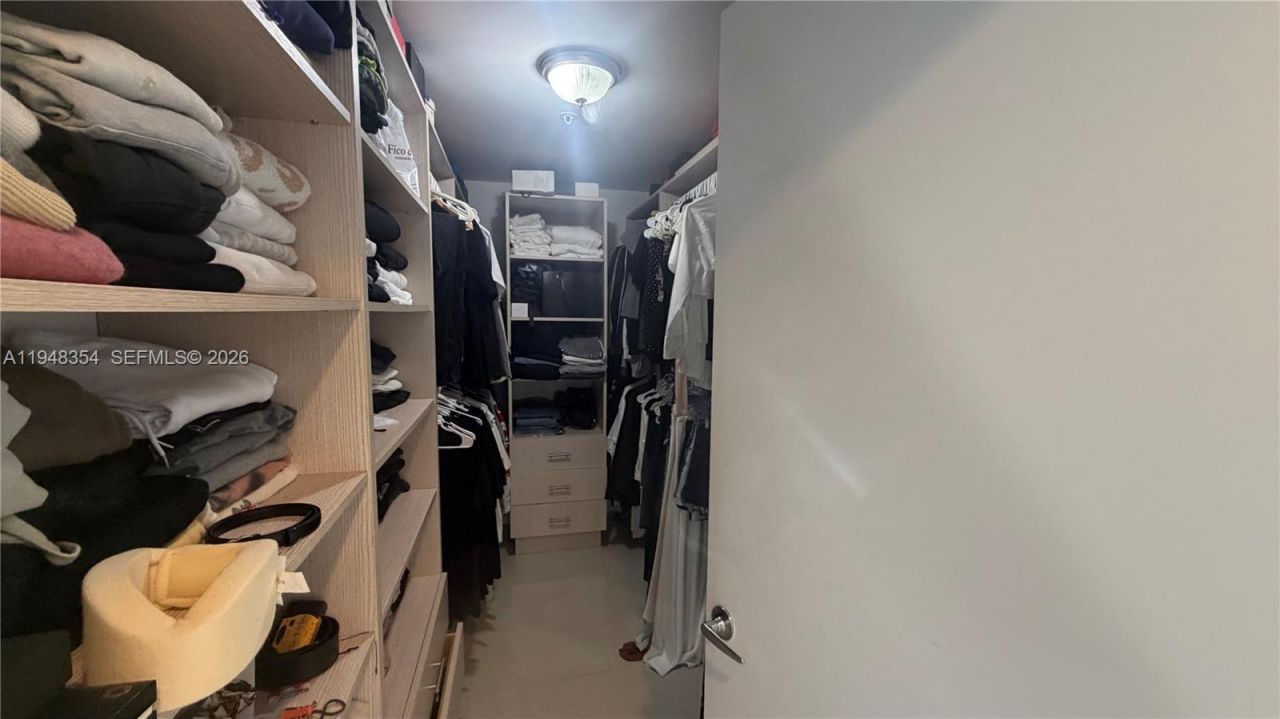 17301 Biscayne Blvd, Unit 1002, North Miami Beach, FL 33160 Photo