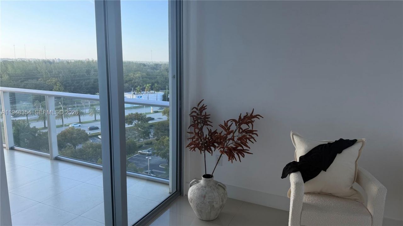 17301 Biscayne Blvd, Unit 1002, North Miami Beach, FL 33160 Photo