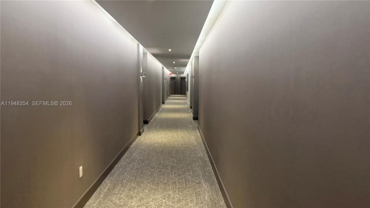 17301 Biscayne Blvd, Unit 1002, North Miami Beach, FL 33160 Photo