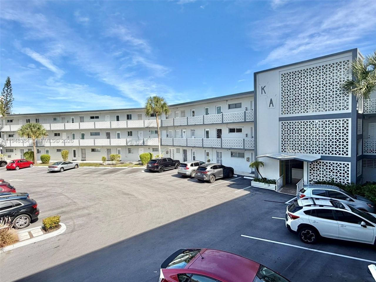 13105 Ixora Ct, Unit 116, North Miami, FL 33181 Photo