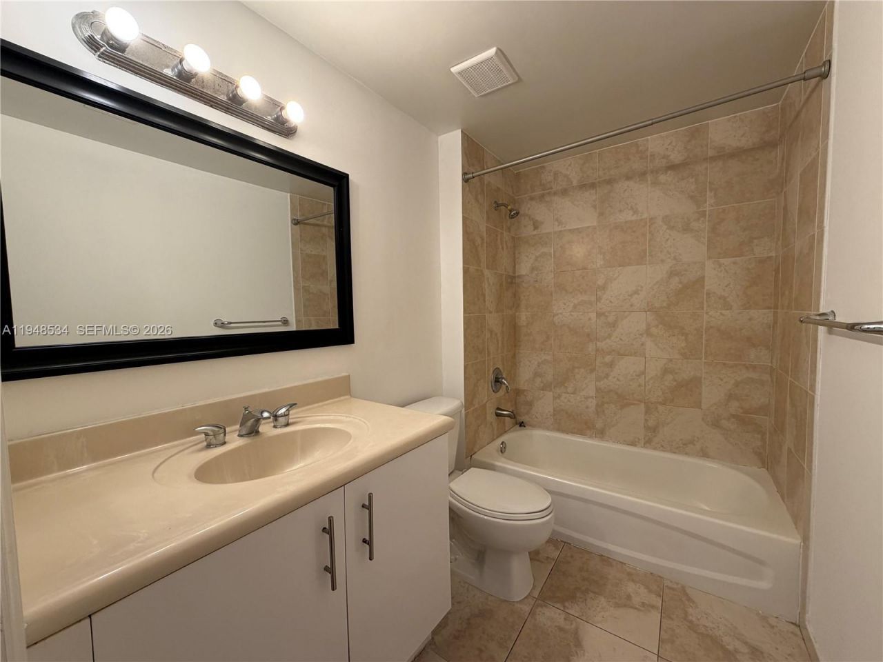 7900 Harbor Island Dr, Unit 1216, North Bay Village, FL 33141 Photo