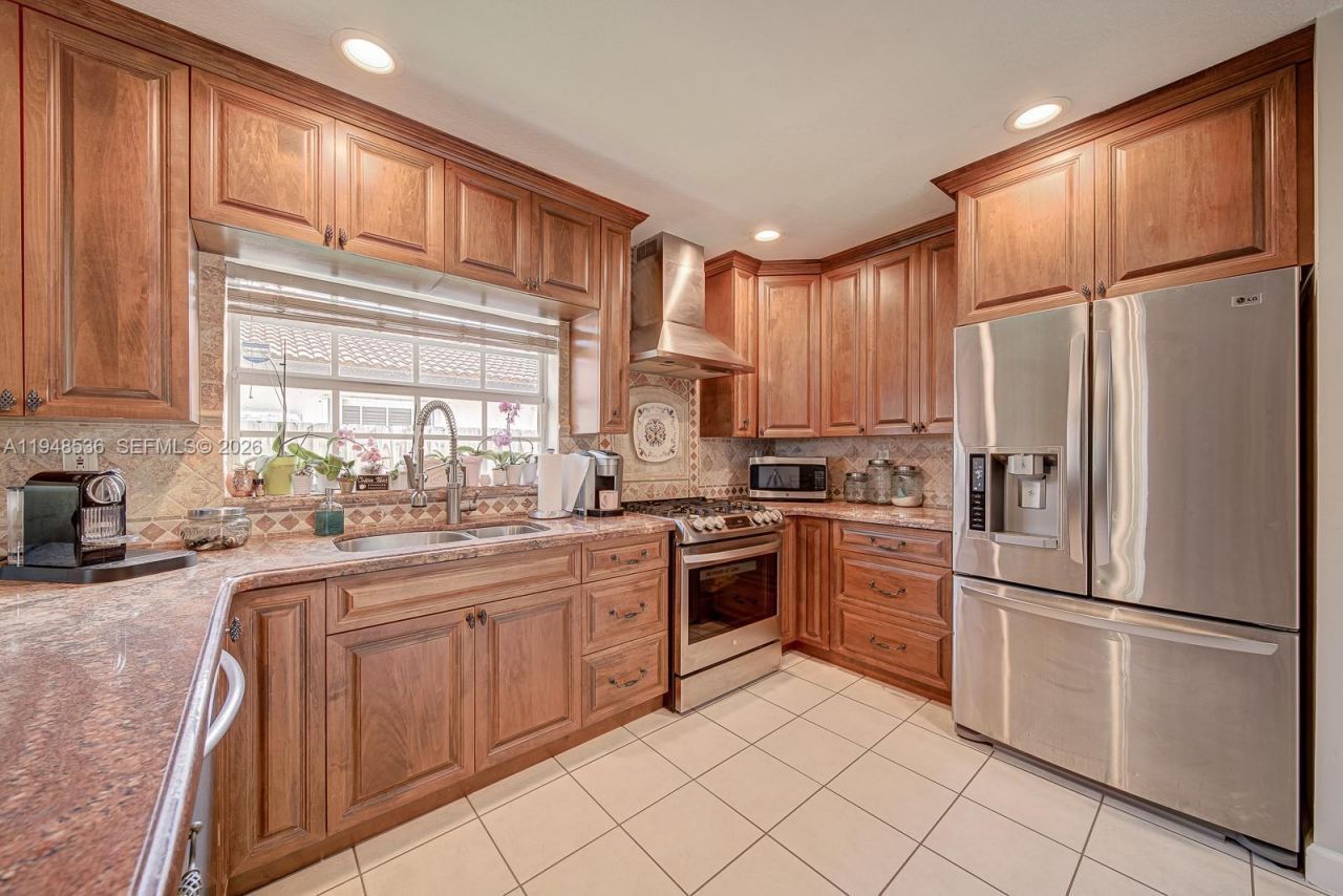 18128 SW 151st Ave, Miami, FL 33187 Photo