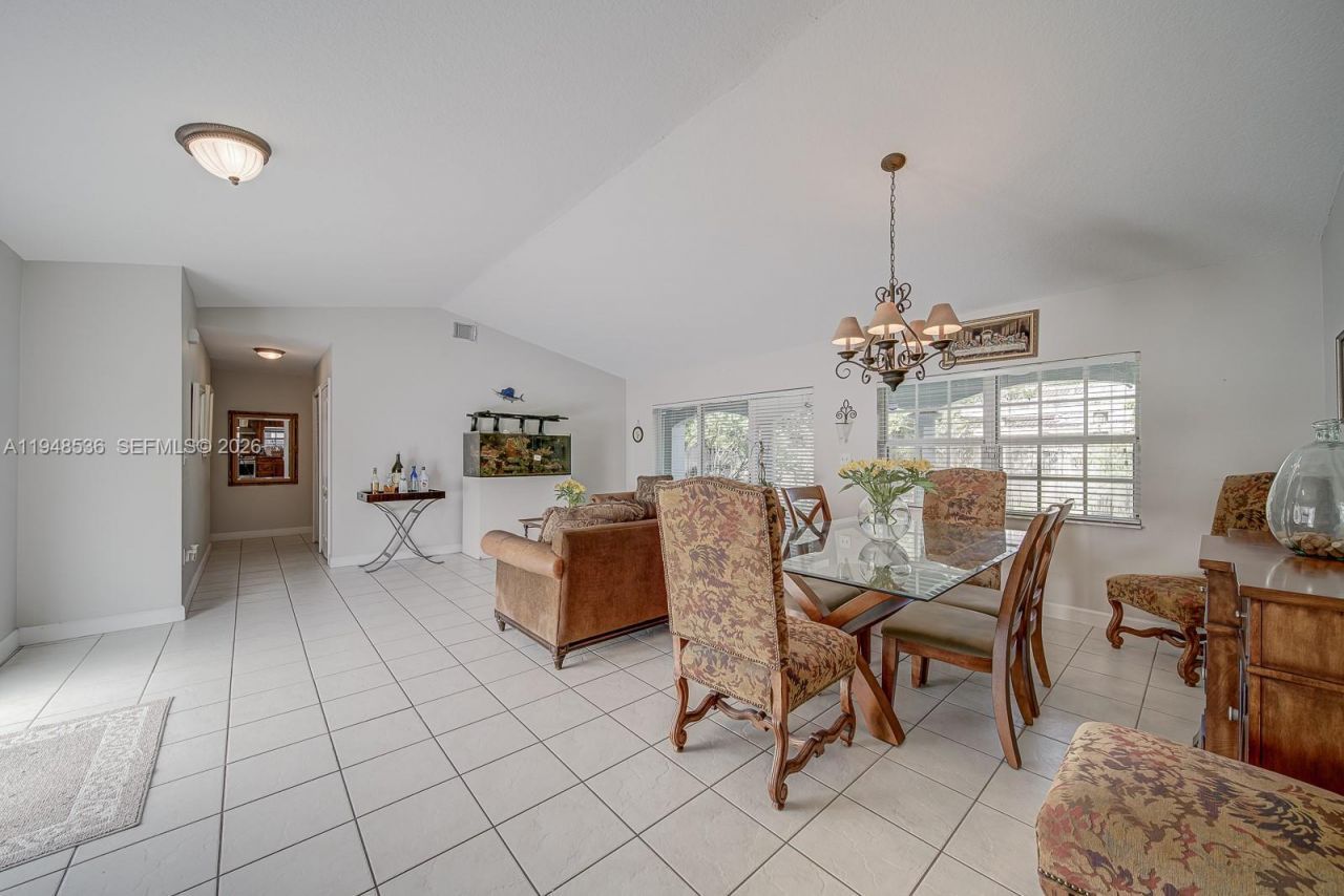 18128 SW 151st Ave, Miami, FL 33187 Photo