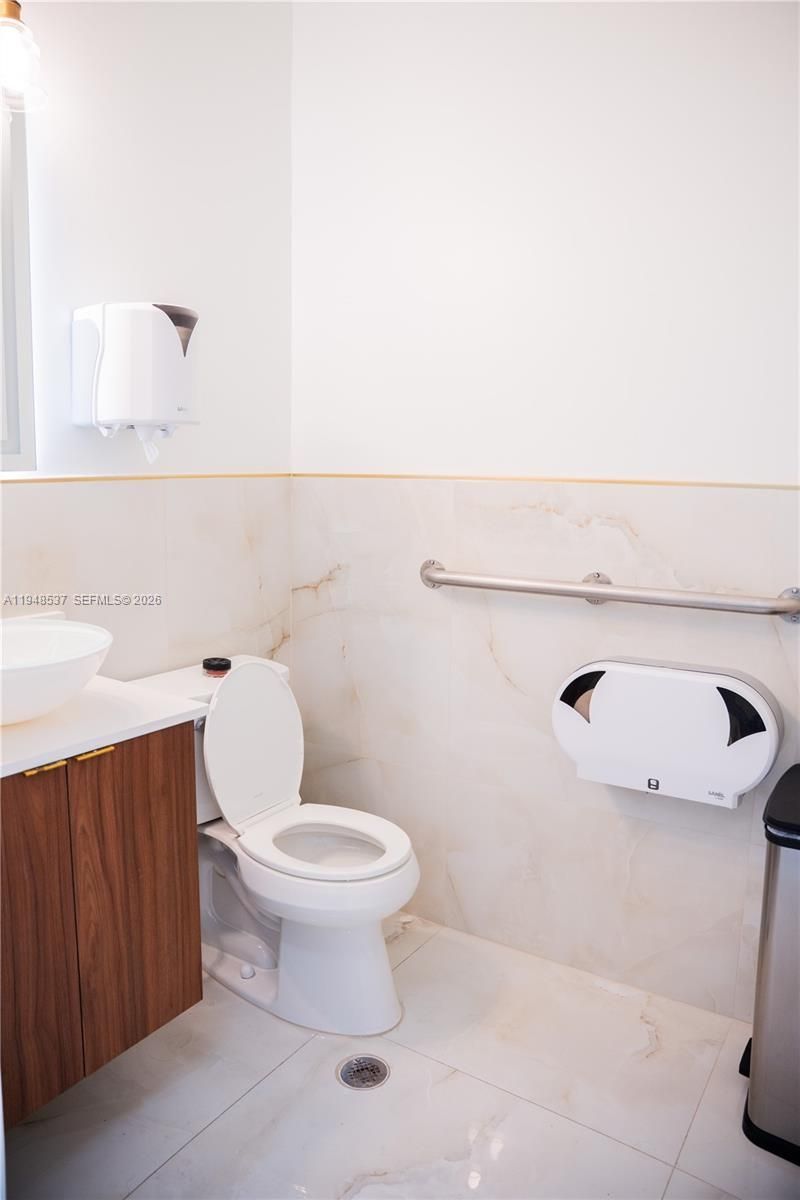 2452 W 60st, Hialeah, FL 33016 Photo