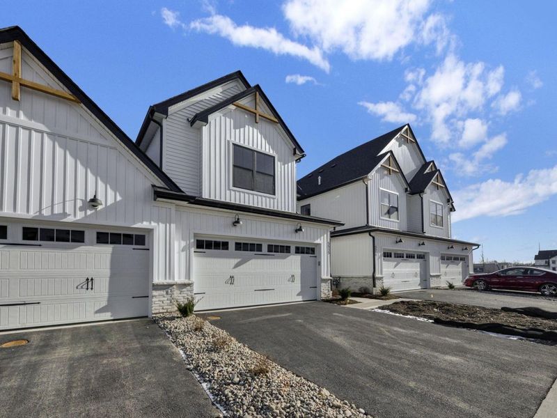 5515 Fawnsbury Court, Powell, OH 43065 Photo 2