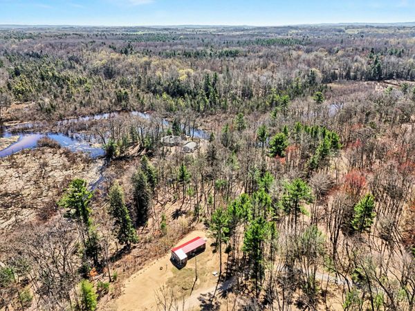 7364 N Northern Drive, Pentwater, MI 49449