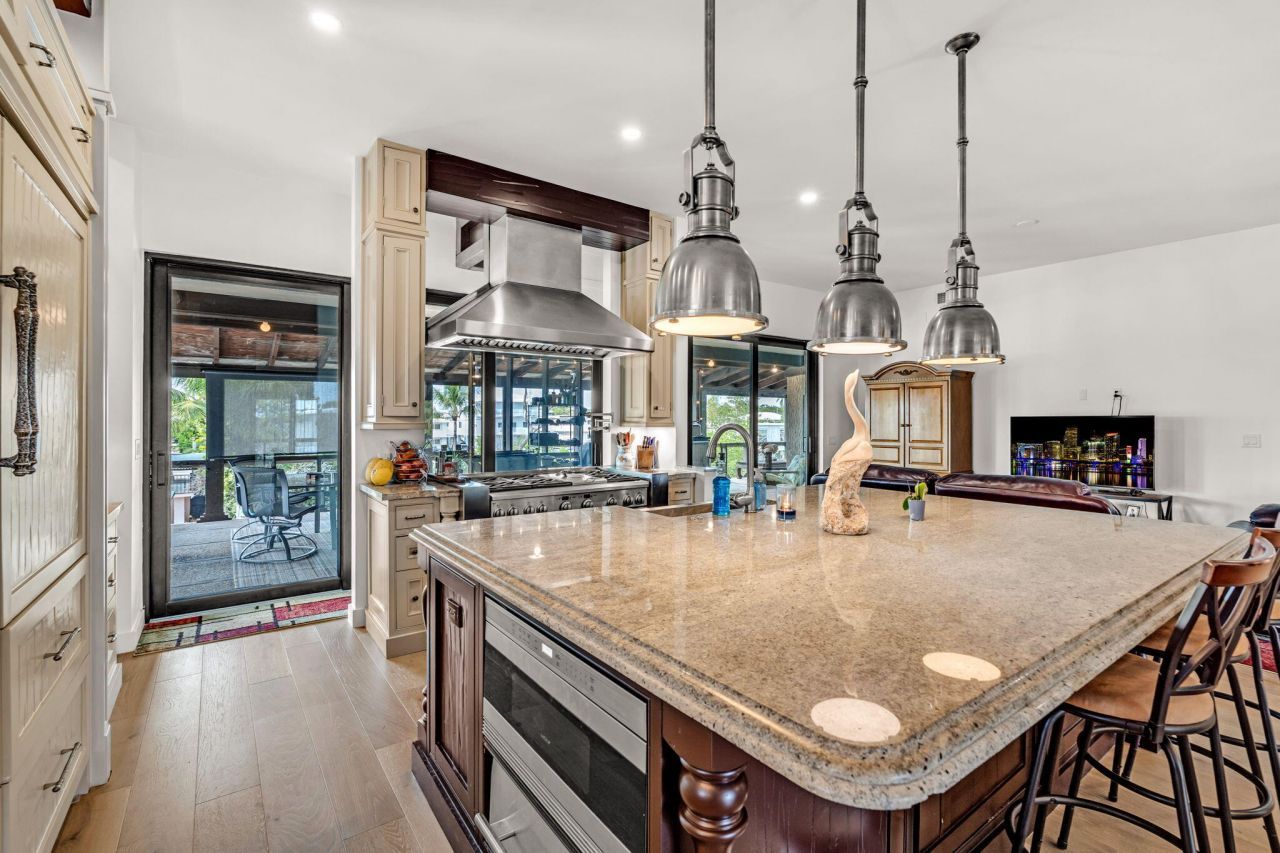 210 Wildwood Circle, Key Largo, FL 33037 Photo