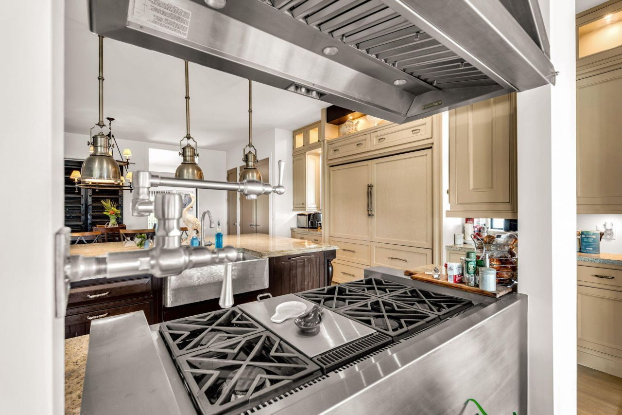 210 Wildwood Circle, Key Largo, FL 33037 Photo