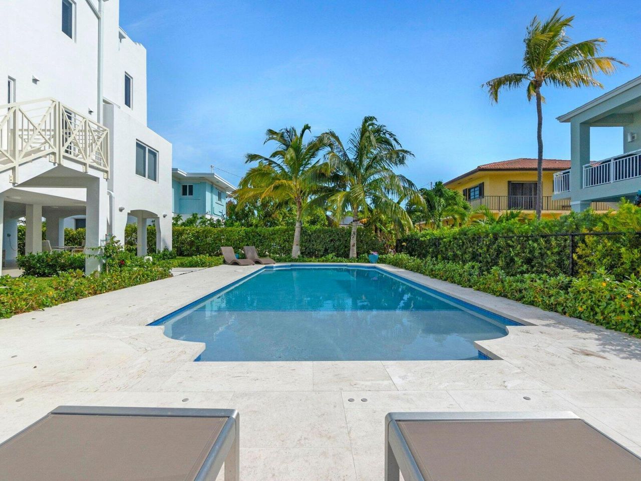 317 E Seaview Circle, Duck Key, FL 33050 Photo