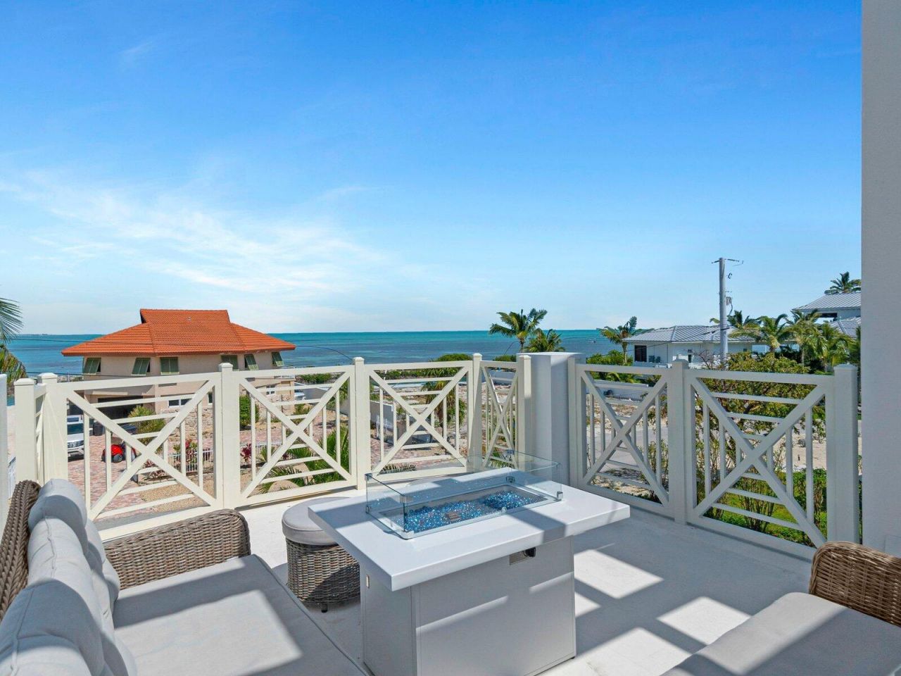 317 E Seaview Circle, Duck Key, FL 33050 Photo