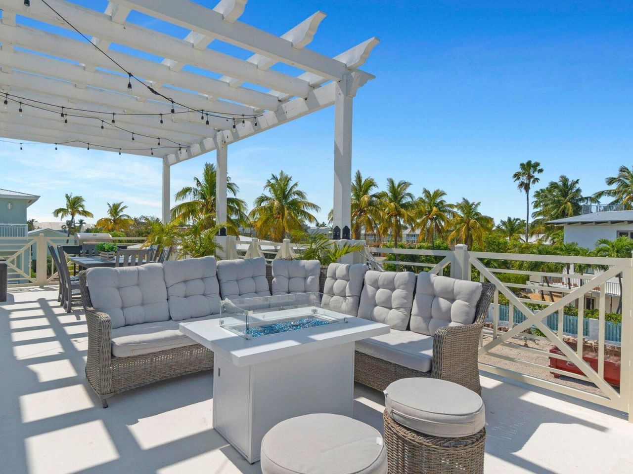 317 E Seaview Circle, Duck Key, FL 33050 Photo