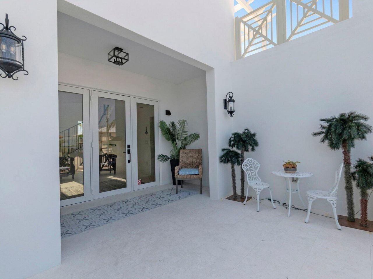 317 E Seaview Circle, Duck Key, FL 33050 Photo