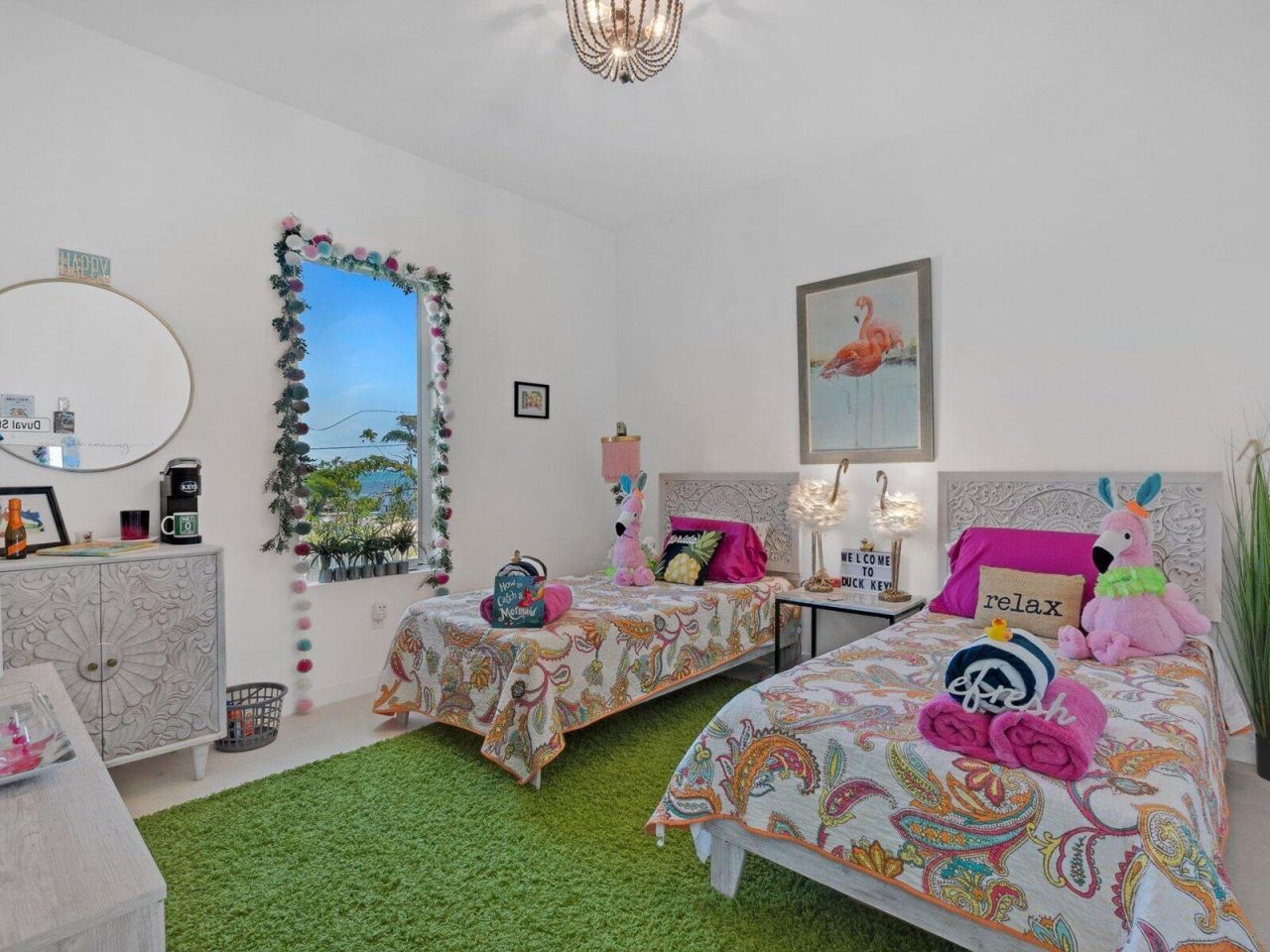 317 E Seaview Circle, Duck Key, FL 33050 Photo