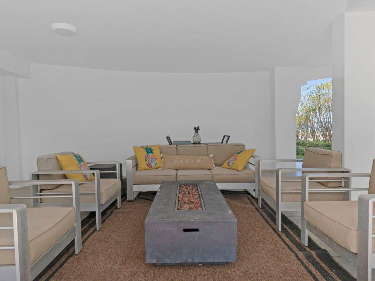 317 E Seaview Circle, Duck, FL 33050 Photo