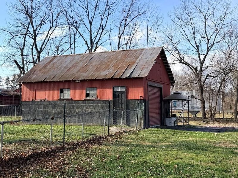 30869 State Route 180, Laurelville, OH 43135 Photo 7