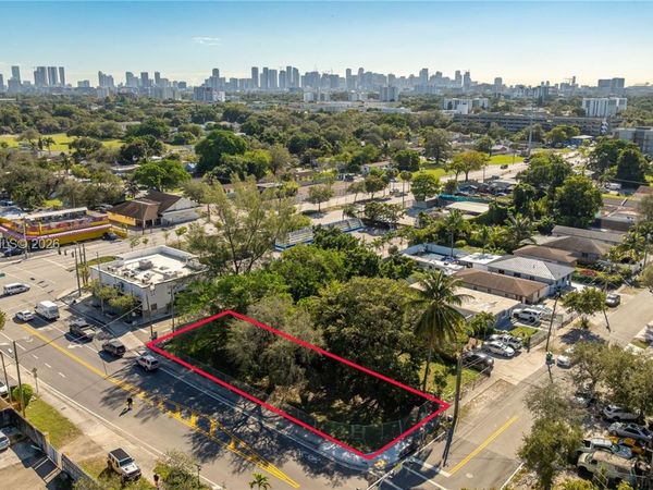2226 NW 46th St , Miami, FL 33142