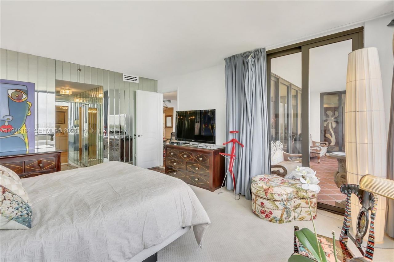 11113 Biscayne Blvd, Unit PH8, Miami, FL 33181 Photo