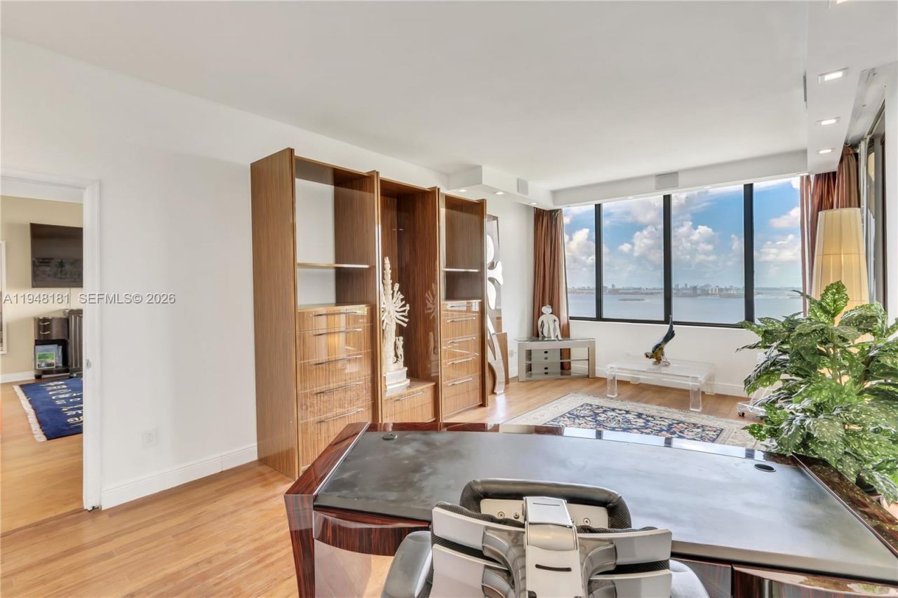 11113 Biscayne Blvd, Unit PH8, Miami, FL 33181 Photo