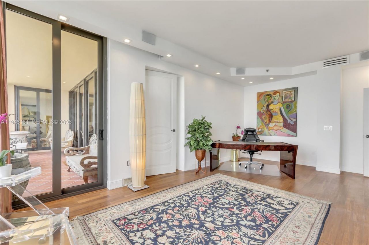 11113 Biscayne Blvd, Unit PH8, Miami, FL 33181 Photo