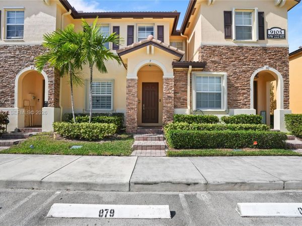 9105 SW 227th St, Unit 9, Cutler Bay, FL 33190