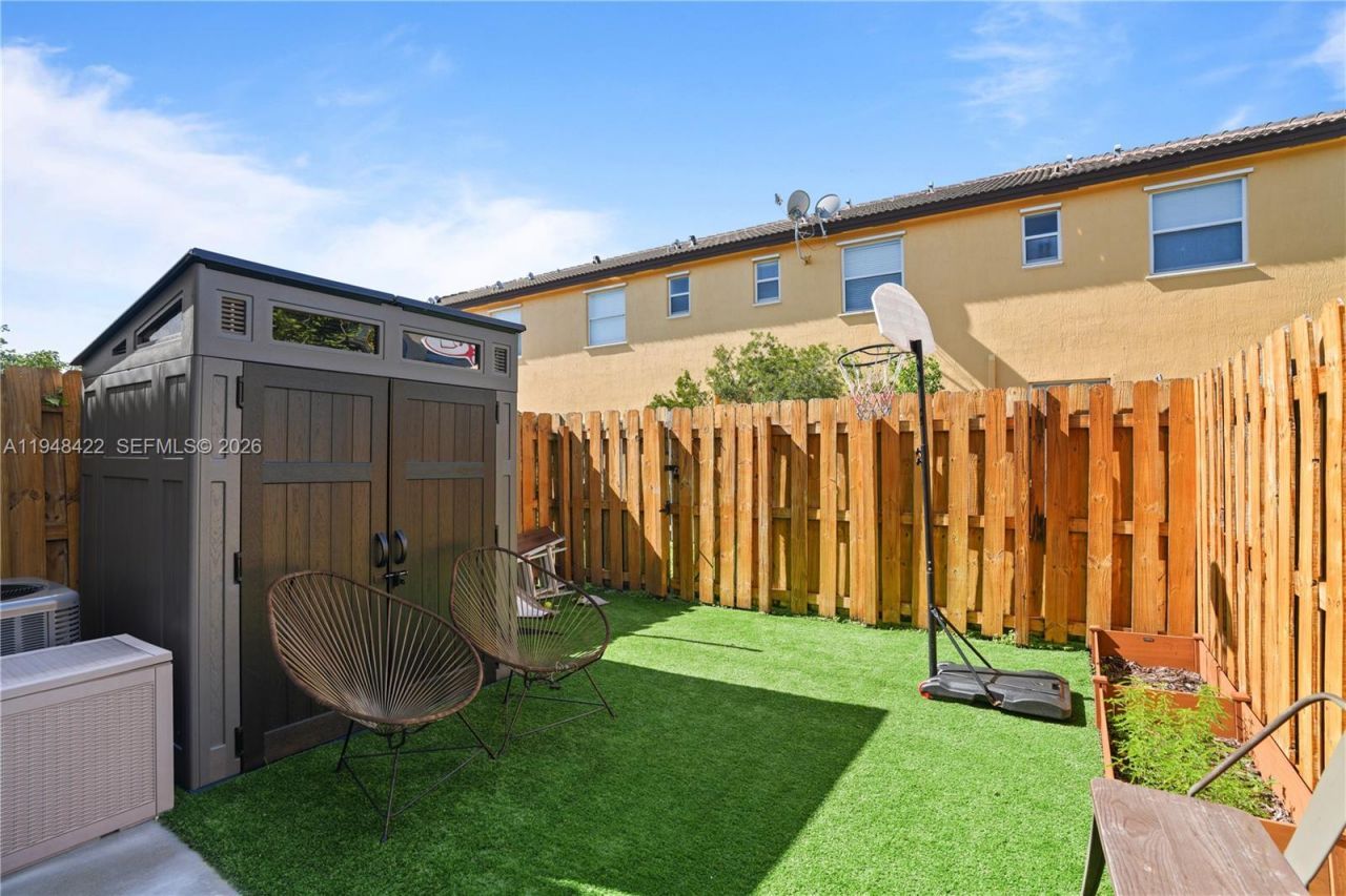 9105 SW 227th St, Unit 9, Cutler Bay, FL 33190 Photo