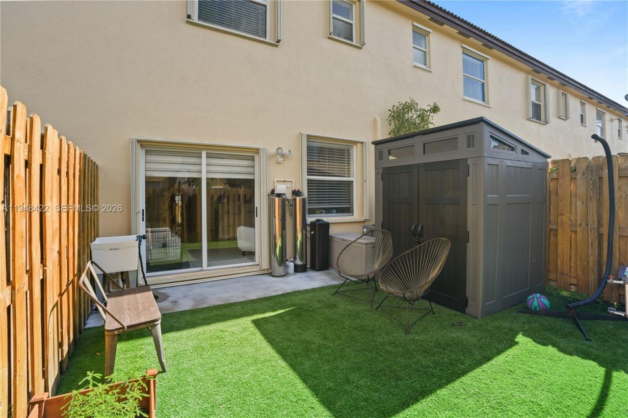 9105 SW 227th St, Unit 9, Cutler Bay, FL 33190 Photo