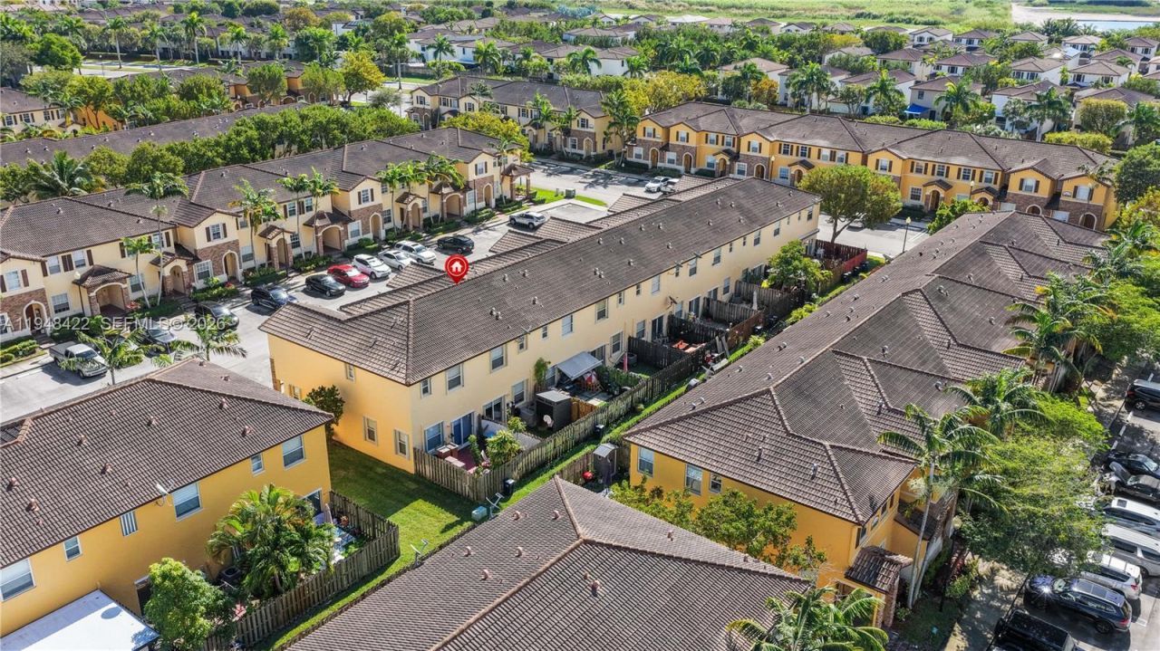 9105 SW 227th St, Unit 9, Cutler Bay, FL 33190 Photo