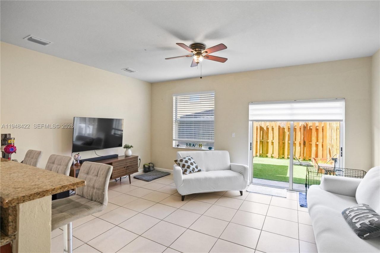 9105 SW 227th St, Unit 9, Cutler Bay, FL 33190 Photo