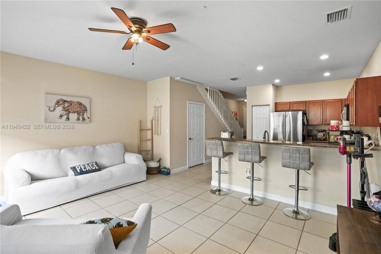 9105 SW 227th St, Unit 9, Cutler Bay, FL 33190 Photo